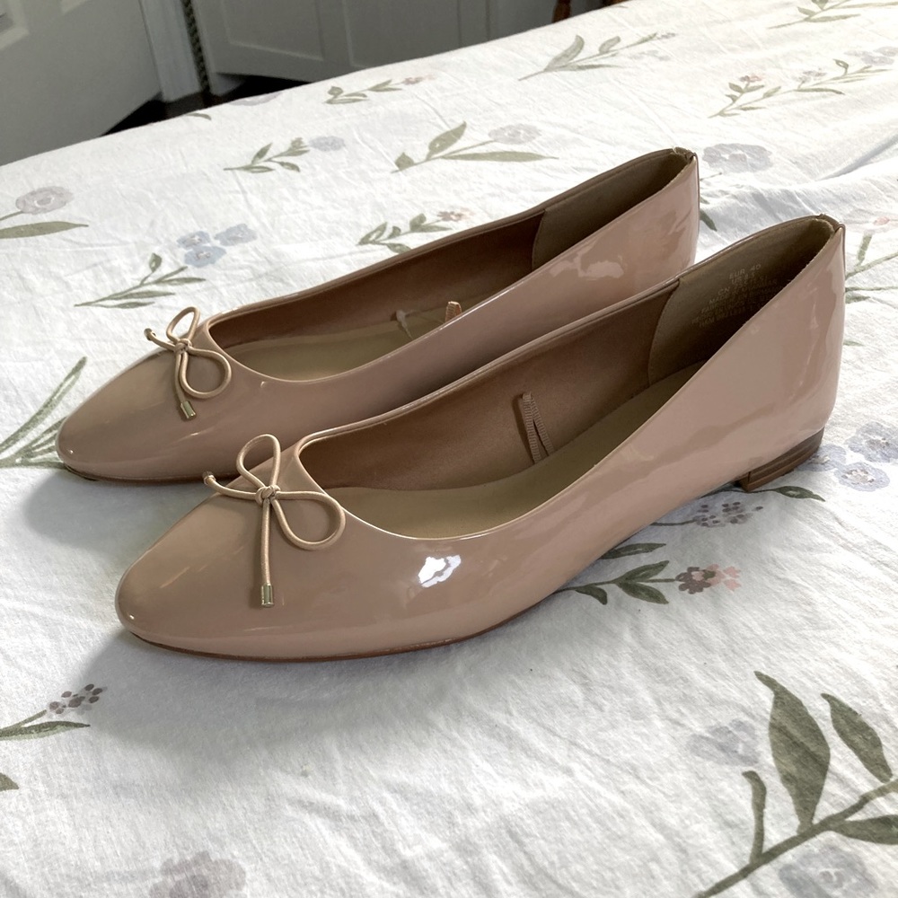 NEW H&M Nude Ballet Flats (EU 40/US 8.5)